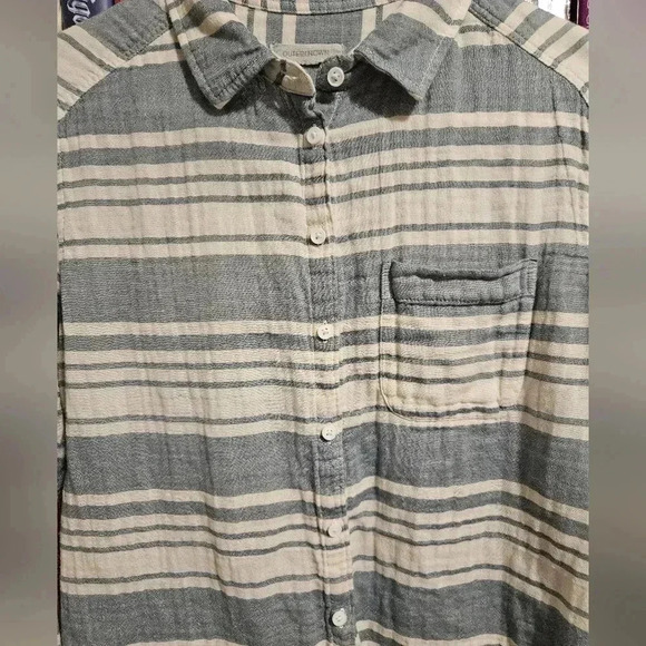 Outerknown Costa Gauzy Button Down Shirt Small - Picture 4 of 9
